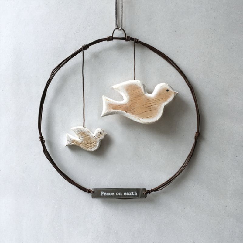 Lg rusty wire wreath-Dove