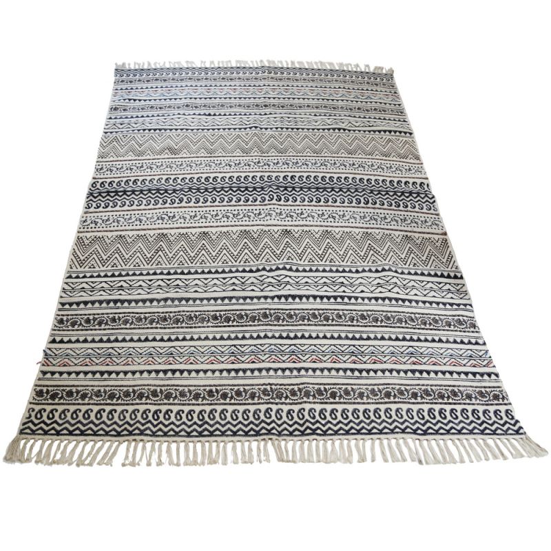 Handblock rug embellished 120x180