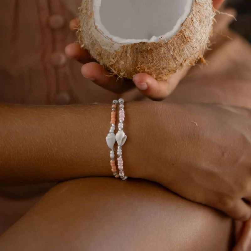 Bead and shell bracelet