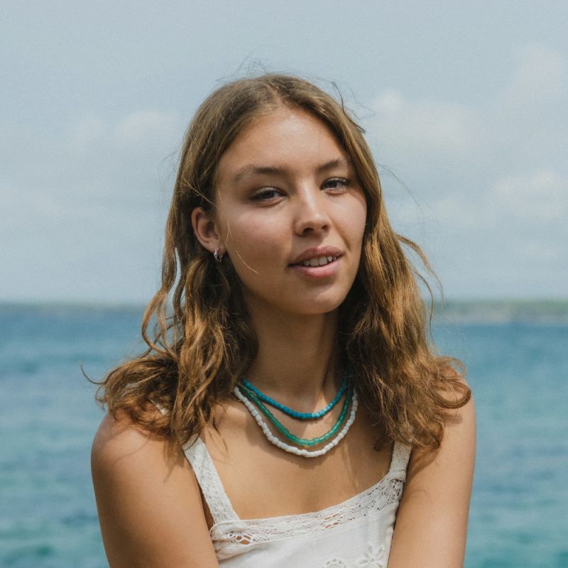 Glass beaded choker necklace