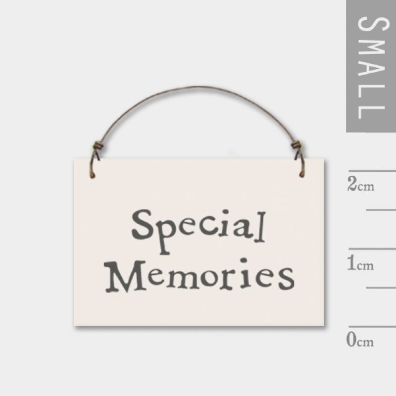 Little word  sign – Special memories (4 x 3cm)