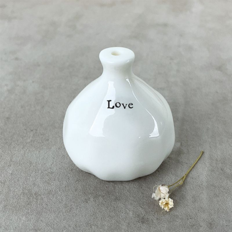 Sml porcelain vase-Love