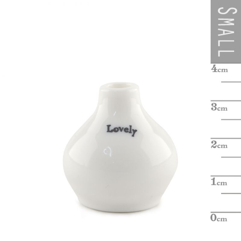 Sml porcelain vase-Lovely