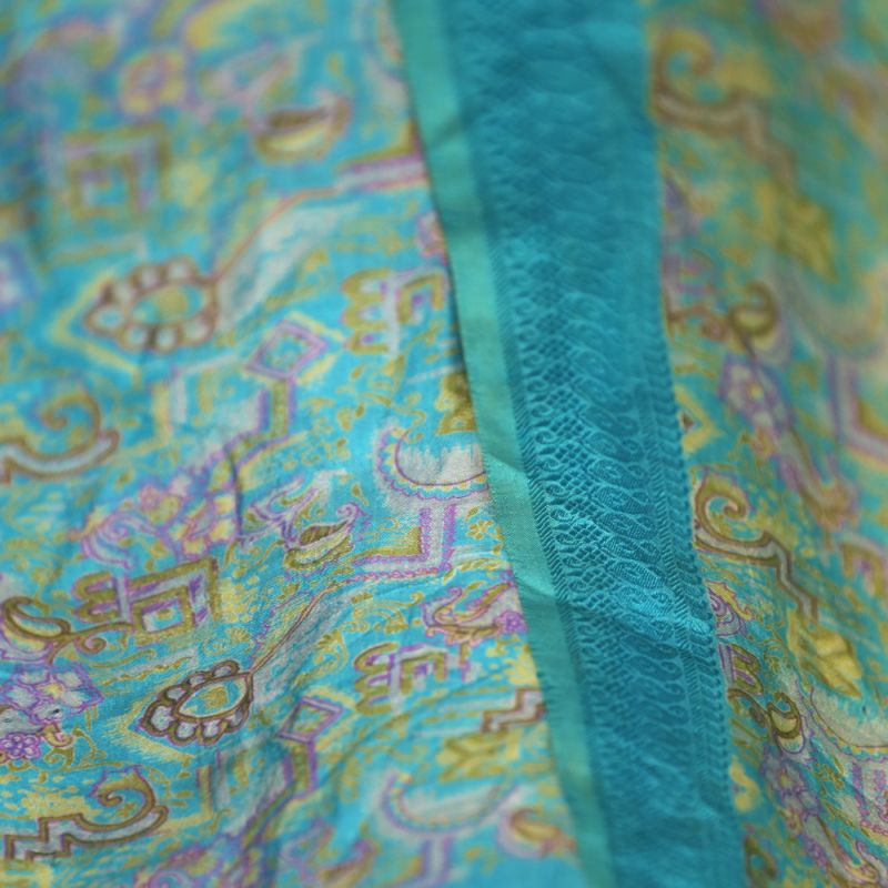 Old silk sari approx 5m asst'd