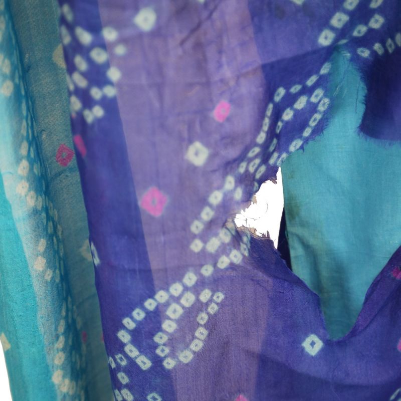 Old silk sari approx 5m asst'd