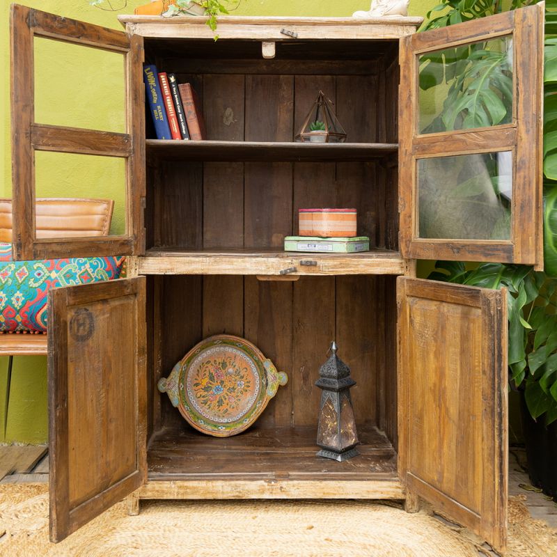 Vintage wood & glass 3 door, 1 shelf cabinet