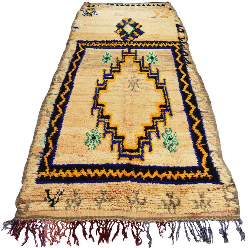 Handmade vintage morrocan rug 262x120cm